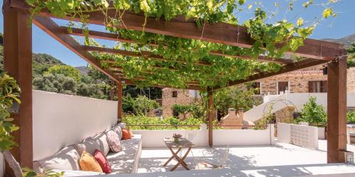 Perivolia Appartement | Feneri 3 -Cozy rustic Apt 20' from Elafonisi beach