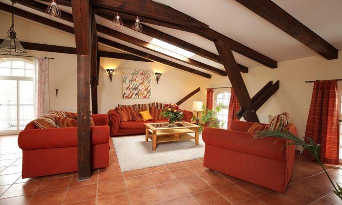 Behren-Luebchin Appartement | Ferien-am-Schloss-Wohnung-6-der-Pferdestall