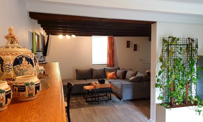 Hilbringen Appartement | Ferien im Schloss Hilbringen