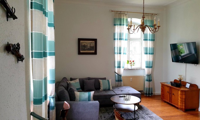 Hilbringen Appartement | Ferien im Schloss Hilbringen