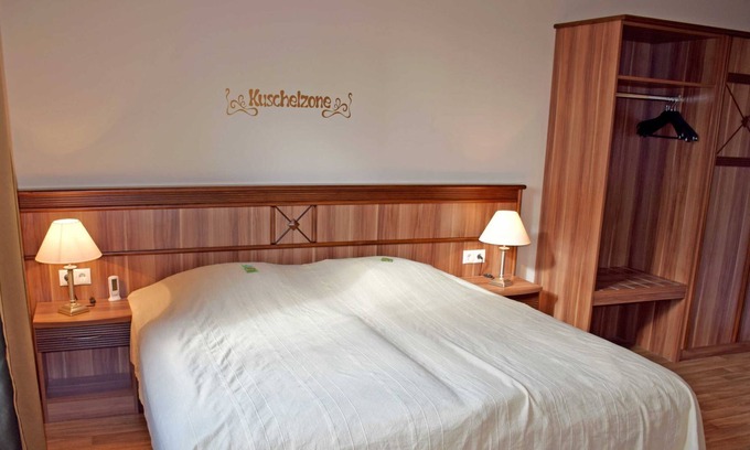 Rugen Island Appartement | Ferienappartement Abendrot avec balcon et cheminée - appartements de manoir avec cheminée, sauna et