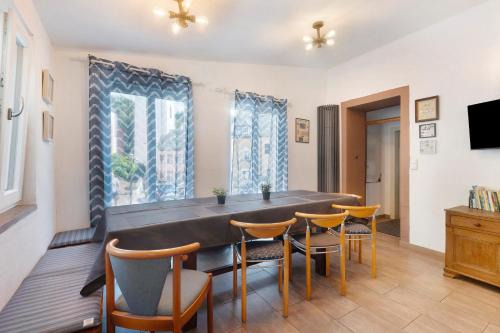 Neuerburg Maison | Ferienhaus alte Münze