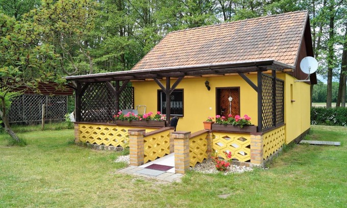 Burg-Dorf Maison | Ferienhaus am Bismarckturm in Burg