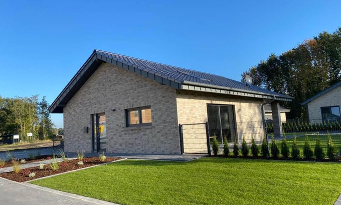 Barssel Maison | Ferienhaus am Harkebrügger See mit Sauna Haus Louis
