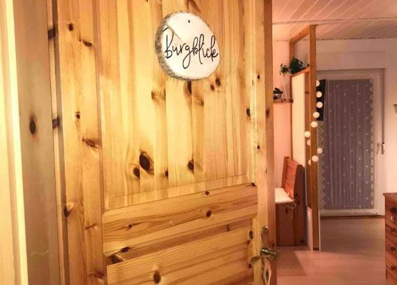 Erlenbach bei Dahn Appartement | Ferienhaus Bärbelstein- Burgblick