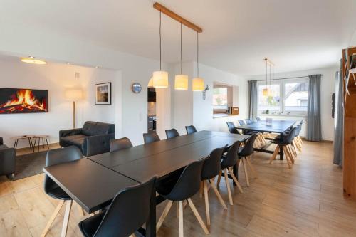 Braunlage Maison | Ferienhaus BergZeit mit Garten, Grill, Terrasse, maximal 20 Personen