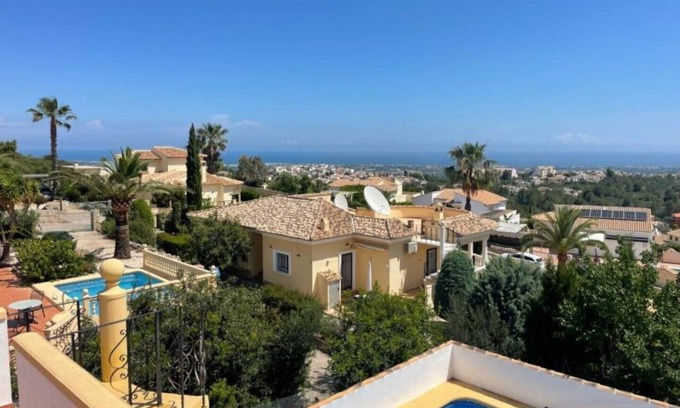 Sagra Maison | Maison de vacances "Casa Elina" avec piscine privée et vue sur la mer