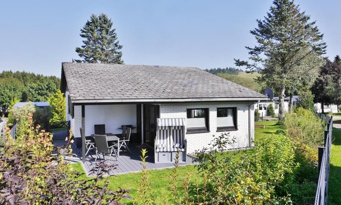Usseln Maison | Ferienhaus Diemelquelle - mit eingezäuntem Garten