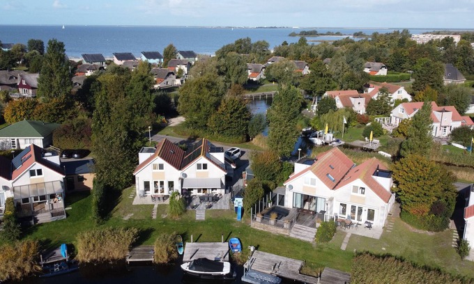 Makkum Maison | Ferienhaus für 6 Gäste mit 100m² in Makkum
