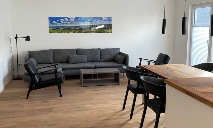 Hallenberg Maison | Ferienhaus Feldlerche Moderne Gemütlichkeit im Historischen Ortskern Hallenberg
