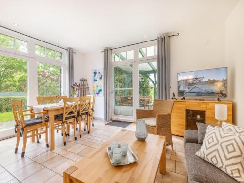 Zudar Maison | Ferienhaus Rügenbrise mit Seeblick direkt am Wasser