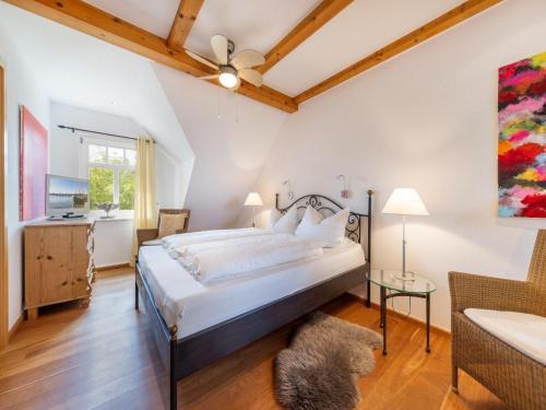 Zudar Maison | Ferienhaus-Ruegenbrise-mit-Seeblick-direkt-am-Wasser