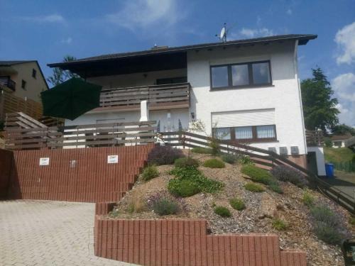 Edertal Appartement | Ferienhaus Zur Edertalsperre