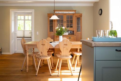 Delve Appartement | Ferienhof Eiderdeich- Wohnung Gertrud