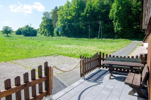 Melbecke Appartement | Ferienhof Verse Ferienwohnung Waldblick