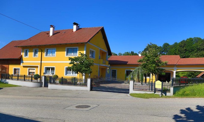 Wallern an der Trattnach Appartement | Ferienwohnungen Hanetseder