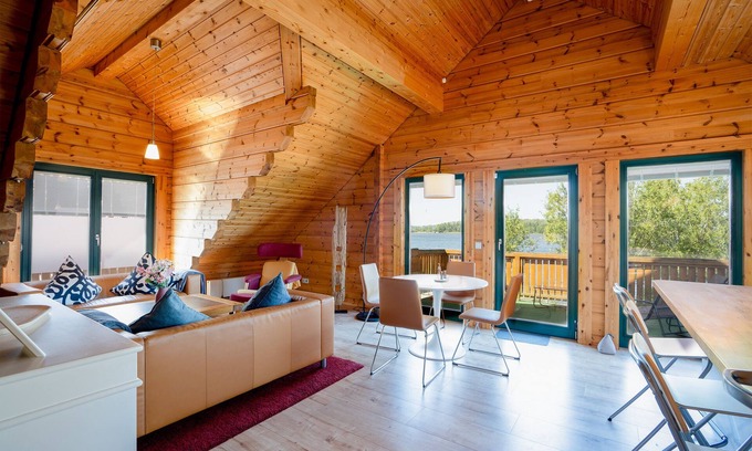 Neustadt in Holstein Appartement | Ferienwohnung Binnenwasserblick