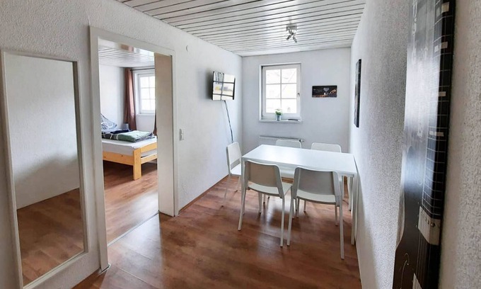 Unterboihingen Appartement | Ferienwohnung Bw33, 75qm, 3 Schlafzimmer, Max. 5 Personen