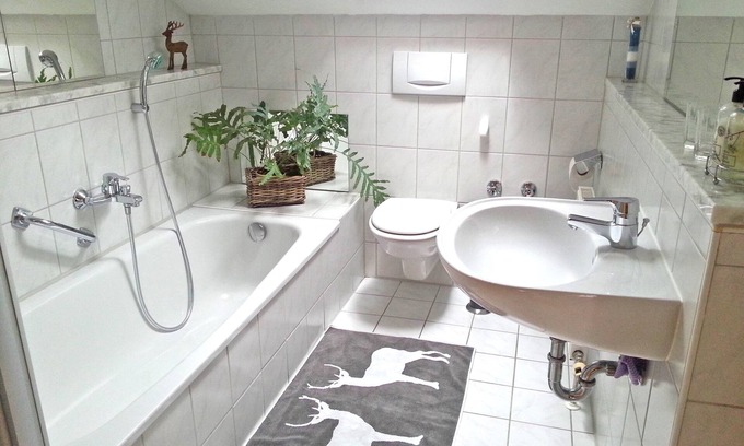 Hohenaschau im Chiemgau Appartement | Ferienwohnung 75 qm zwei Schlafzimmer und Ostbalkon