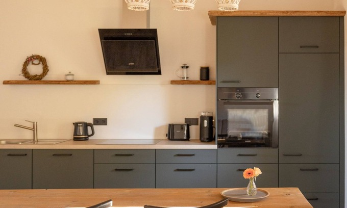 Staudach-Egerndach Appartement | Ferienwohnung 1-6 Personen, 85 qm² mit 2 Schlafräumen, Wohnzimmer, Küche, Dusche/wc, Wlan