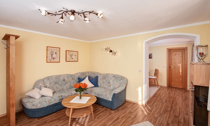 Kreuzfeld Appartement | Ferienwohnung 2 für 2 Personen mit Balkon, 49 m²