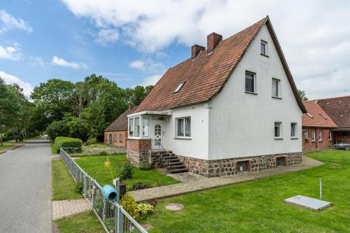 Ahrenshagen-Daskow Appartement | Ferienwohnung auf dem Land