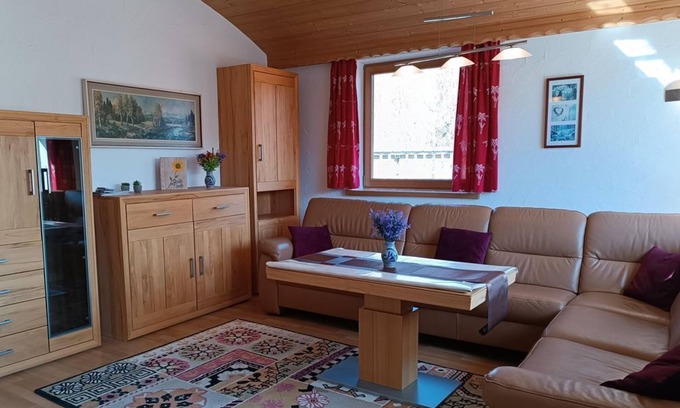 Obermaiselstein Appartement | Ferienwohnung Akelei