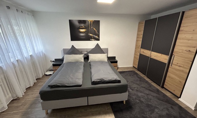 Altertheim Appartement | Ferienwohnung Altertheim II an Autobahn A81/ A3