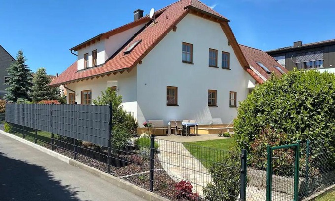 Pinzberg Appartement | Ferienwohnung Am Berg