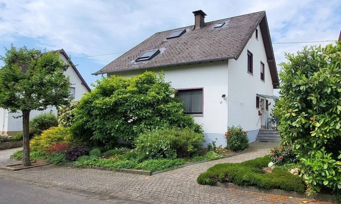 Minderlittgen Appartement | Ferienwohnung am Eifel-pilger-radweg - Appartement/fewo, Dusche, WC, 1 Schlafraum