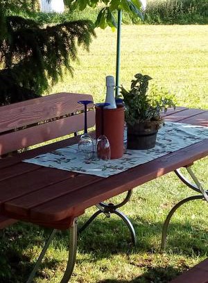 Andenhausen Appartement | Ferienwohnung am Hochrhöner