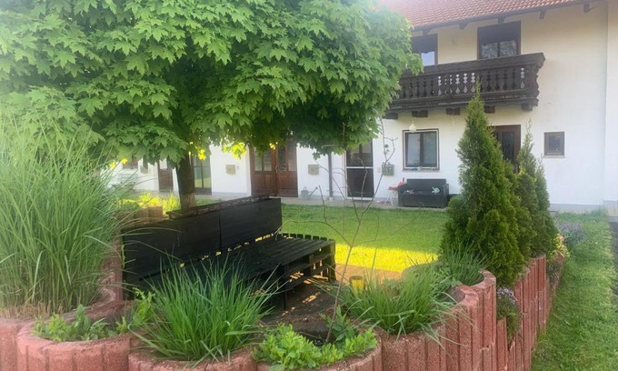 Altotting Appartement | Ferienwohnung am Ponyhof