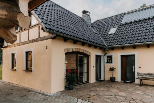 Schonfeld Appartement | Ferienwohnung am Rennberg