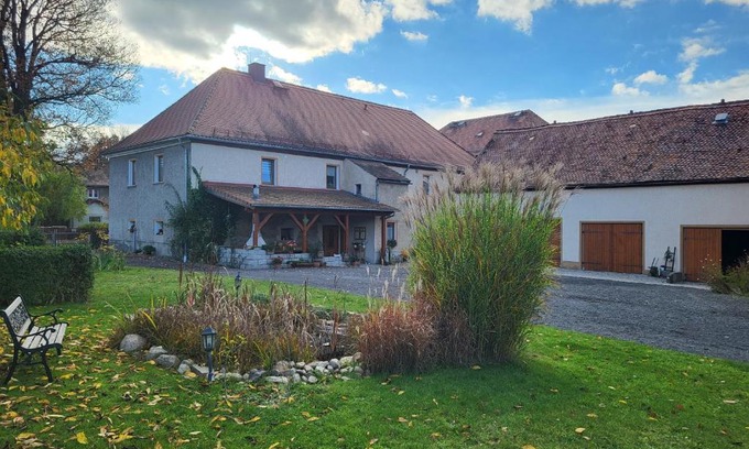 Malschwitz Appartement | Ferienwohnung Am Wasserturm mit kleinem Bauernhof