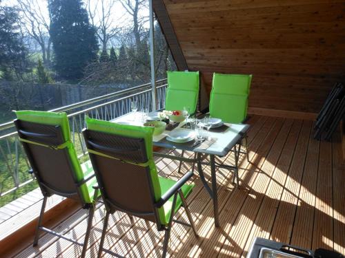 Hesel Appartement | Ferienwohnung An der Eichenallee, 35200