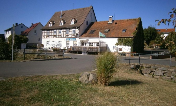 Neuental Appartement | Ferienwohnung An der Schlier