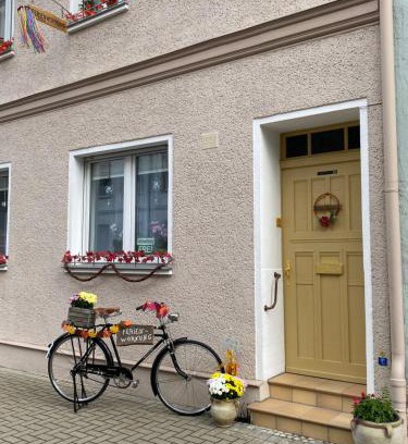 Dessau-Rosslau Appartement | Ferienwohnung an der Wasserburg Roßlau