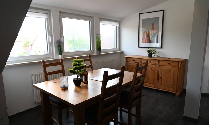 Postbauer-Heng Copropriété | Ferienwohnung Apartment 2 Einzelbetten o Doppelbett Wohn Essbereich Küche Wlan