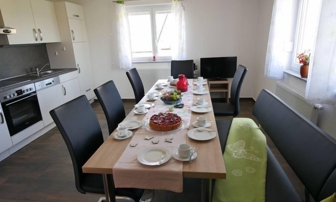 Ochsenhausen Appartement | Ferienwohnung/app. für 11 Gäste mit 130m² in Ochsenhausen