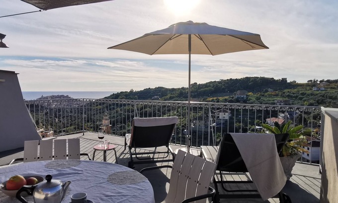 Artallo Appartement | Ferienwohnung/app. für 4 Gäste mit 140m² in Imperia