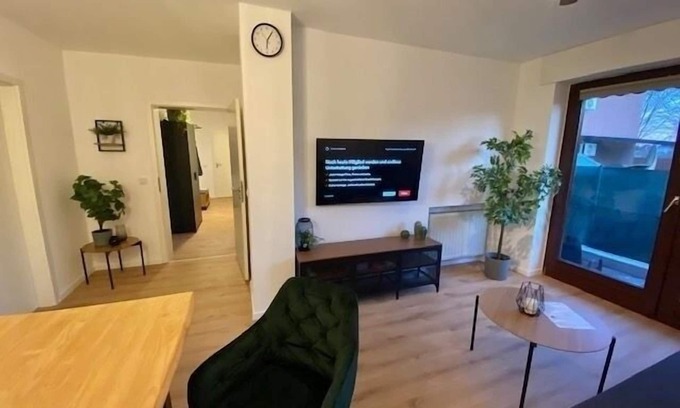 Voerde Appartement | Ferienwohnung/app. für 6 Gäste mit 79m² in Voerde