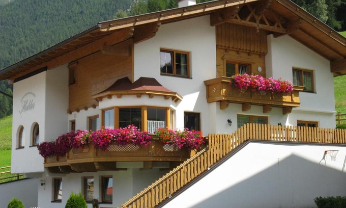 Neustift Im Stubaital Appartement | Ferienwohnung Halder, inklusive STUBAI SUPER CARD