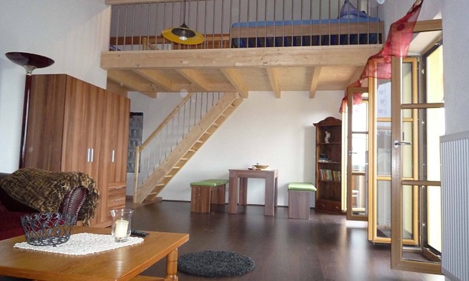 Bad Endorf Appartement | Ferienwohnung auf 2 Etagen, 70 qm, 1 separates Schlafzimmer
