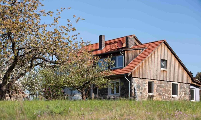 Garzau-Garzin Appartement | Ferienwohnung Bergschäferei
