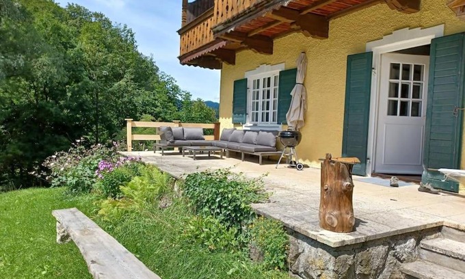 Bayrischzell Appartement | Ferienwohnung 'Bergidylle' - Zu Fuß auf die Loipe und den Berg, nur wenige Minuten ins Skigebiet