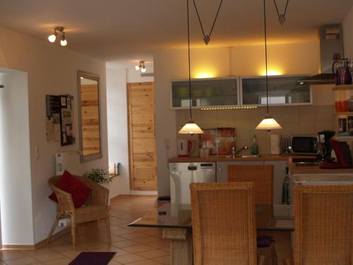 Issel Appartement | Ferienwohnung Berweiler