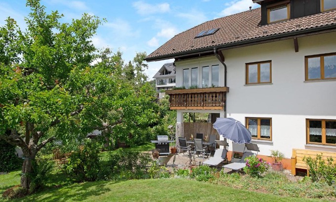 Ibach Appartement | Ferienwohnung Blasi mit Alpensicht