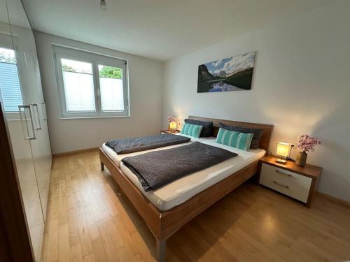 Hagnau Appartement | Ferienwohnung Bodenseeblick