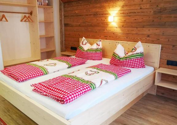 Zellbergeben Appartement | Ferienwohnung Brugger