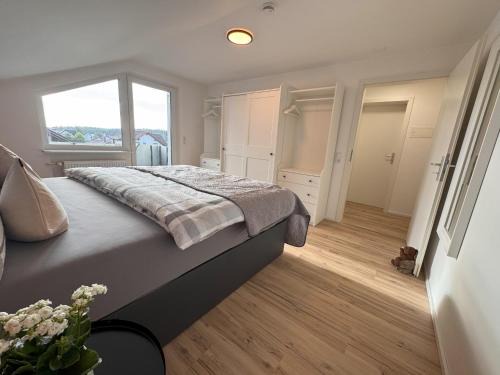 Uehlingen-Birkendorf Appartement | Ferienwohnung Schamne